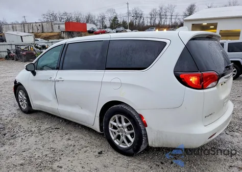 2017 Chrysler Pacifica Touring z USA, uszkodzony, nr VIN 2C4RC1DG2HR515823